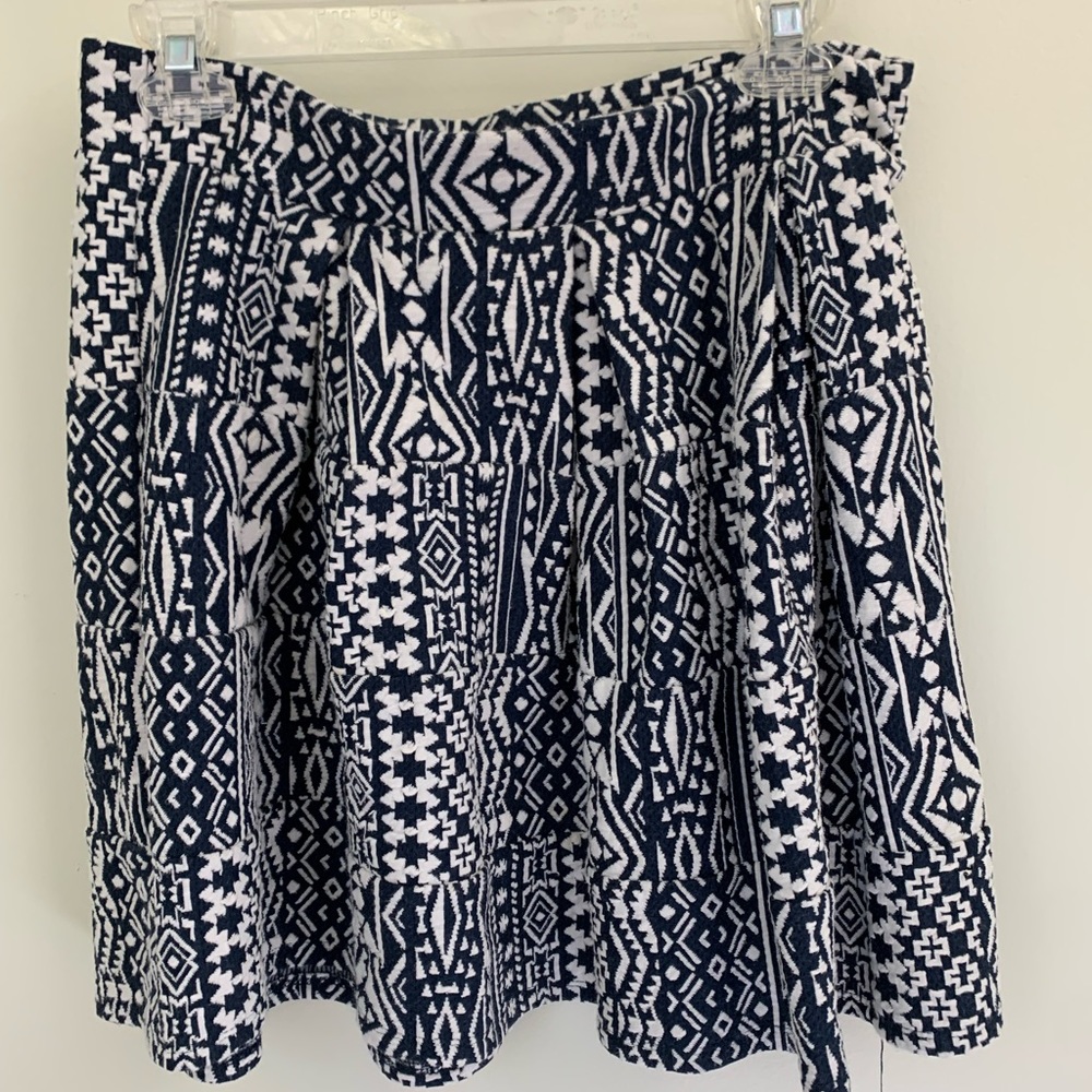 Navy tribal print mini skirt